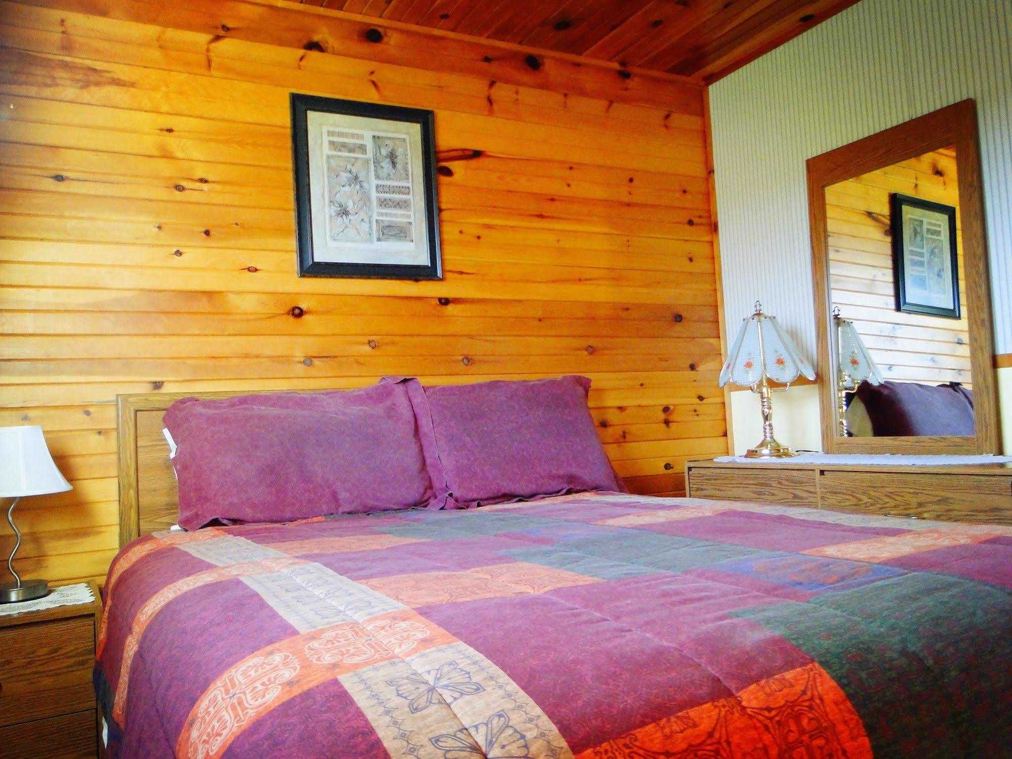 נורת' רוסטיקו Blue Crest Cottages מראה חיצוני תמונה